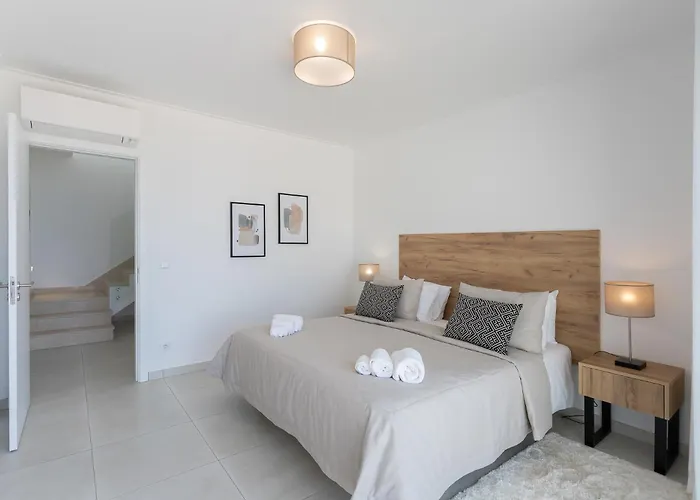 Casa Berlenga - By Sch Famalicão